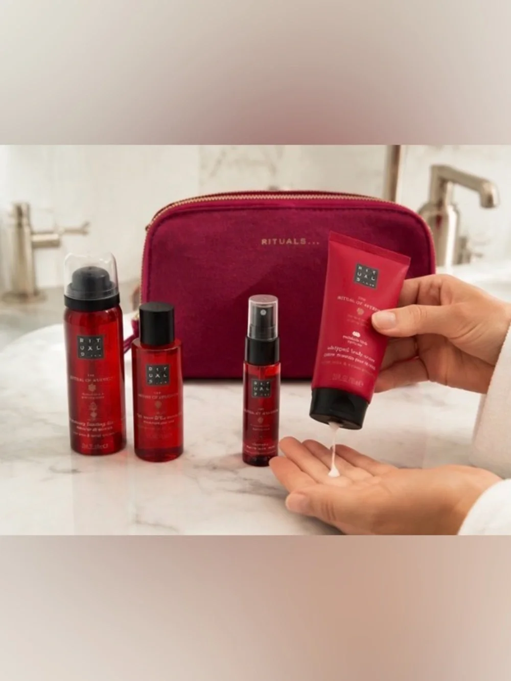 Rituals The Ritual of Ayurveda 4-Step Body Routine - Pink Travel Pouch